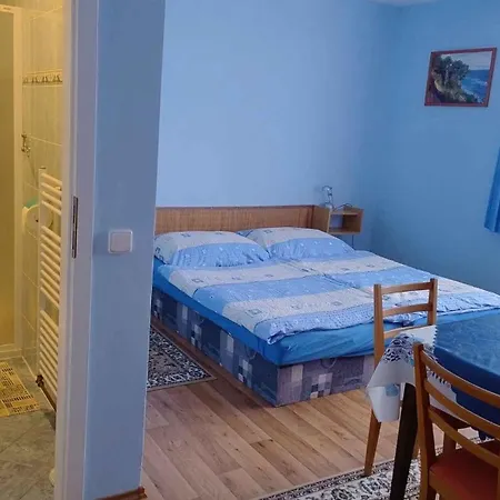 Hébergement de vacances In 2035 *